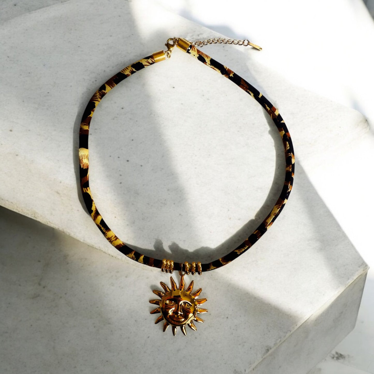 Collier Luna